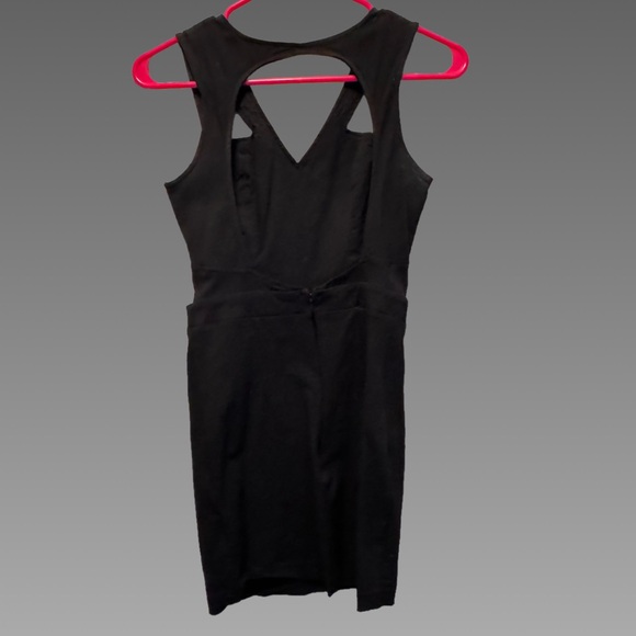 Little Black Forever 21 Dress Sz Small - Picture 2 of 3